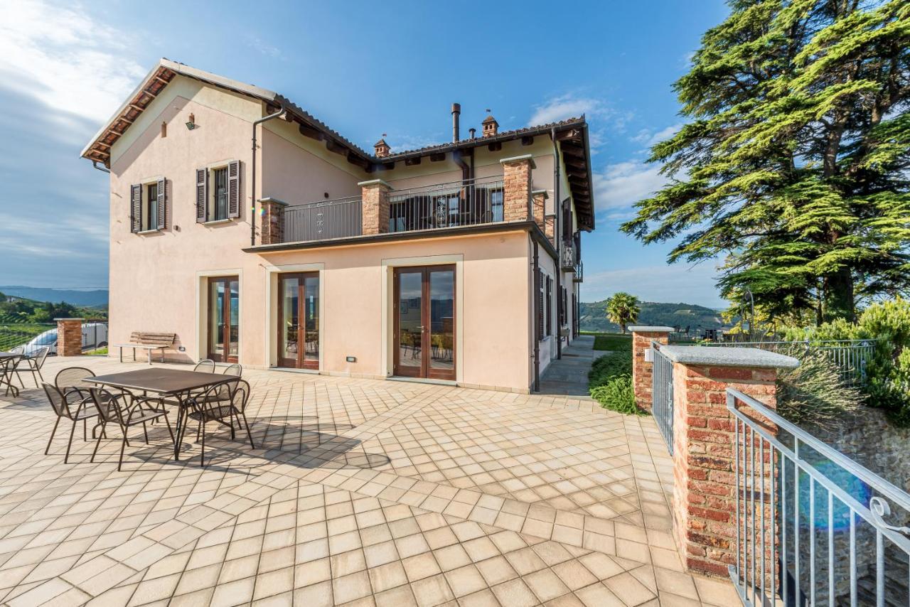 אלבה Villa Bricco Paglieri, Entire Villa מראה חיצוני תמונה